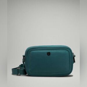 Lululemon Crossbody Bag 2L Green Jasper